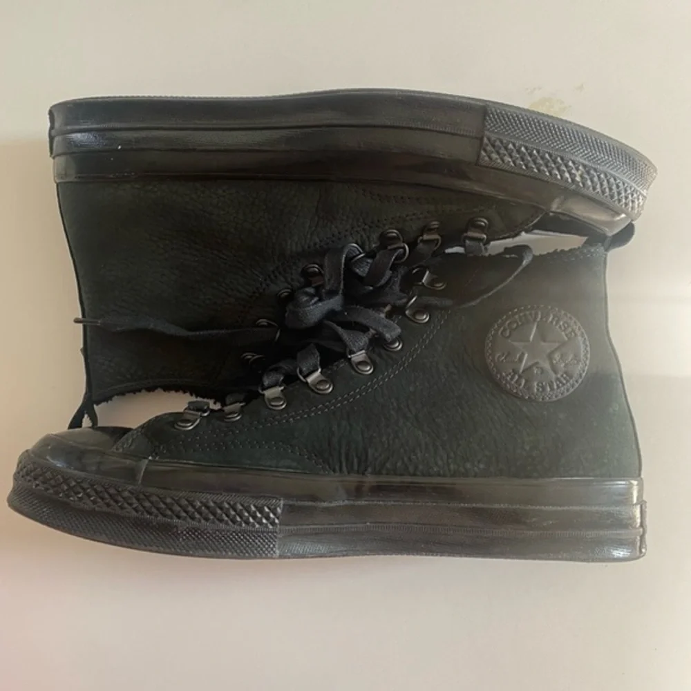 Converse Chuck Taylor All-Star Textured Black Suede Fur Lined Men's Shoes Size 8